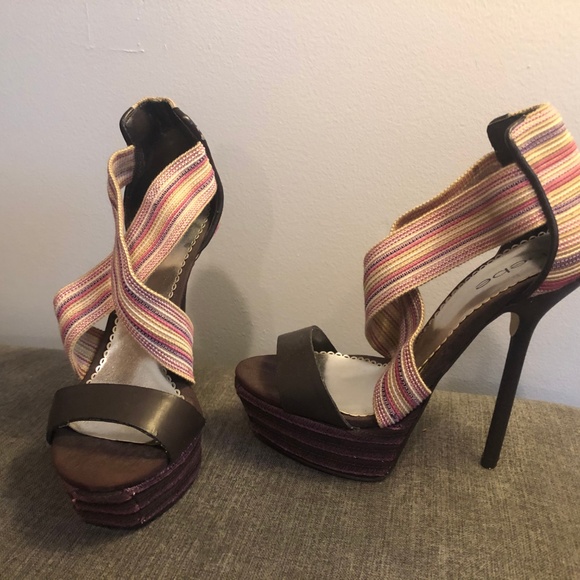 Bebe Platform Sandals Sz 8 - Picture 2 of 4